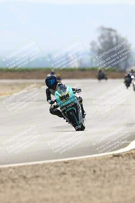 media/Jun-07-2025-TrackDaz (Sat) [[4413525952]]/C Group/240pm (Turn 9)/